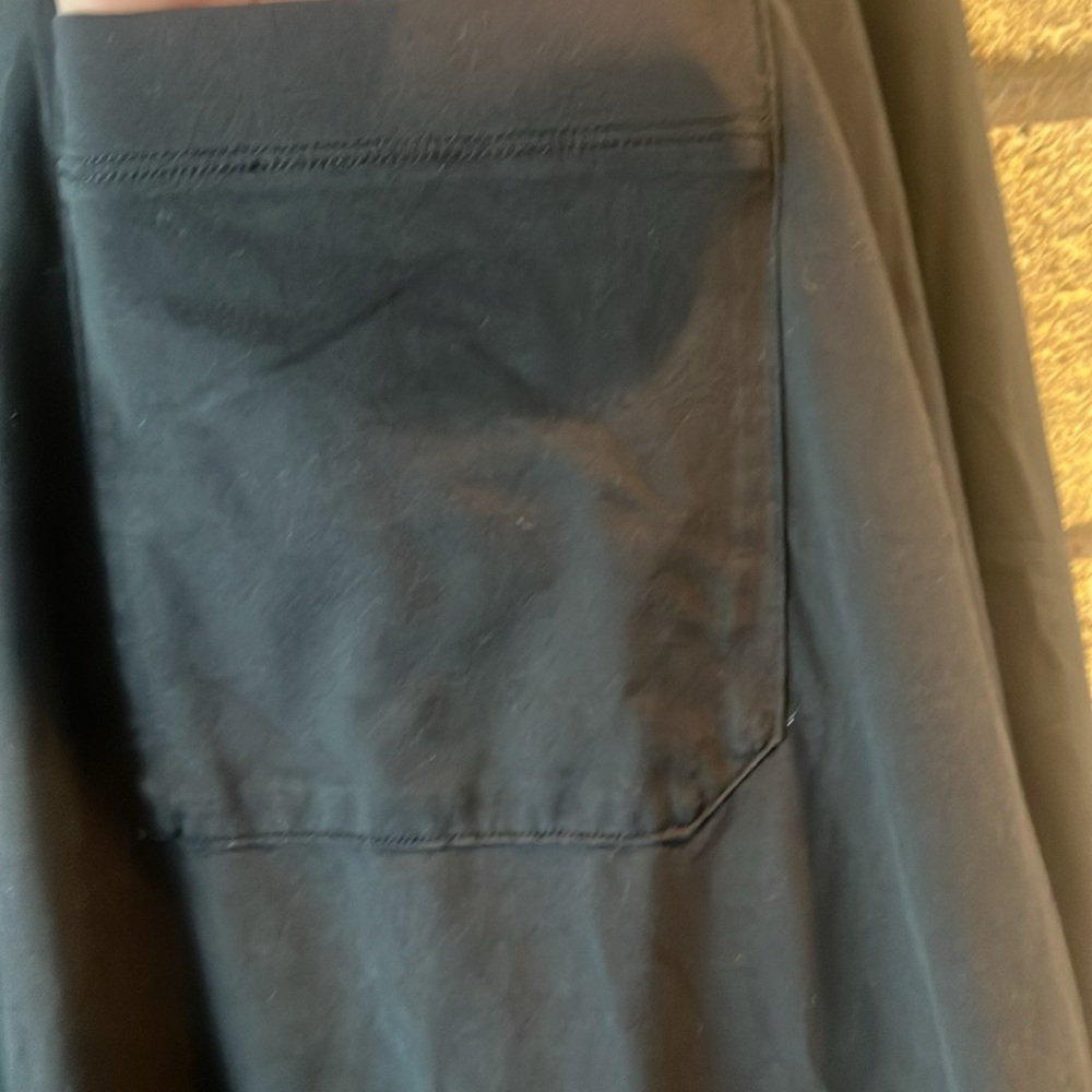 Lulu Lemon black Crewneck Sz L - Picture 2 of 7